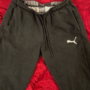 Men’s puma sweatpants